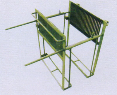 Insert frame for mothers basket